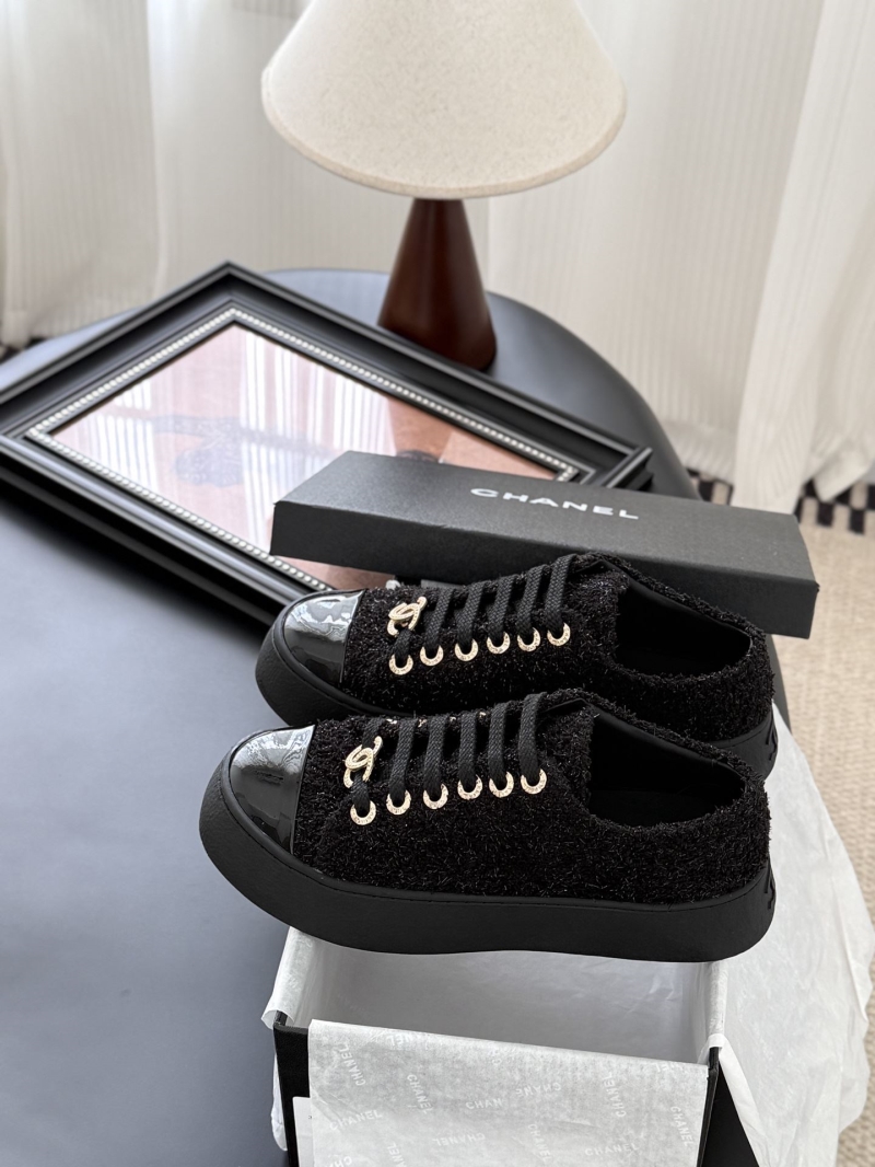 Ch**el sport shoes